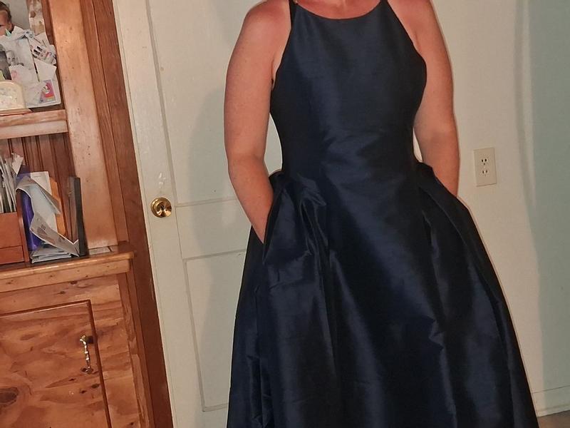 Customer photo for "Really pretty dress"