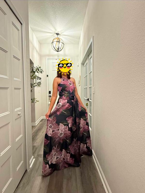 Customer photo for "Love the dress"