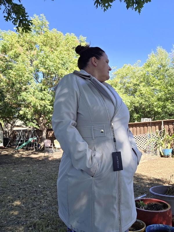 Customer photo for "Great coat to keep in the car!"