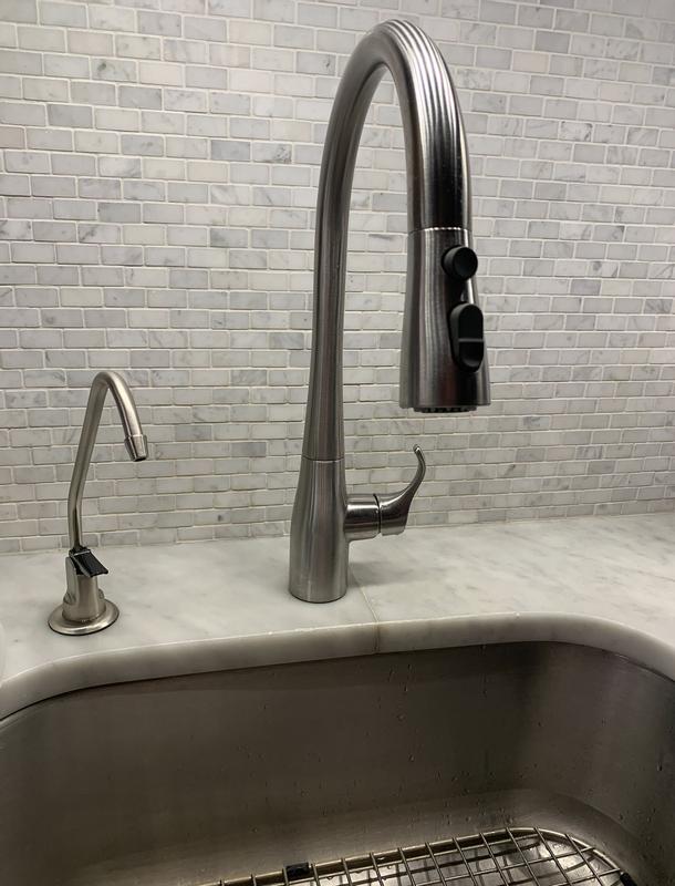 Simplice Pull-down kitchen faucet