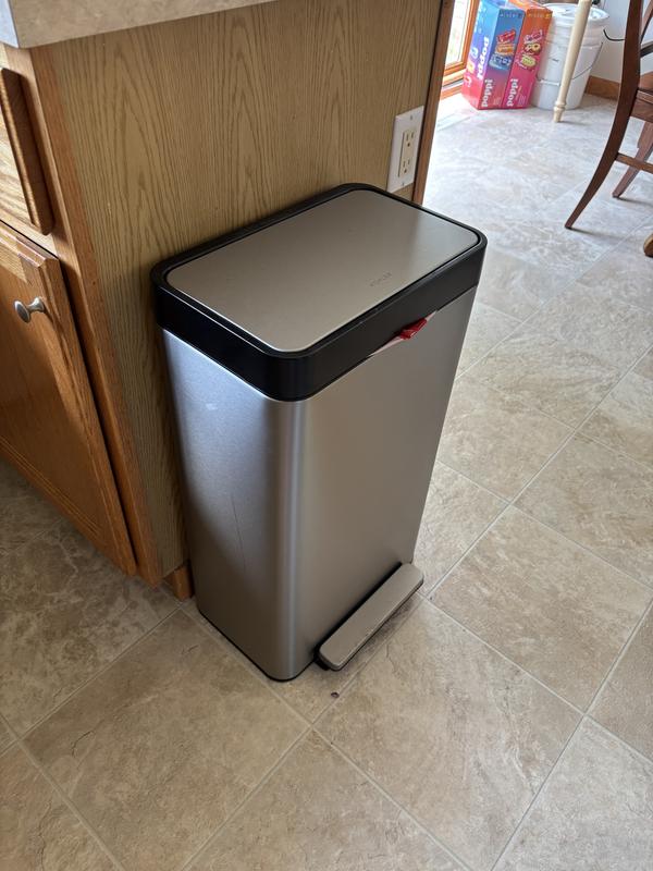 UNDER COVER × Trash but期 クロス　4つセット 8-gallon loft stainless steel step trash can | K-20941 | KOHLER