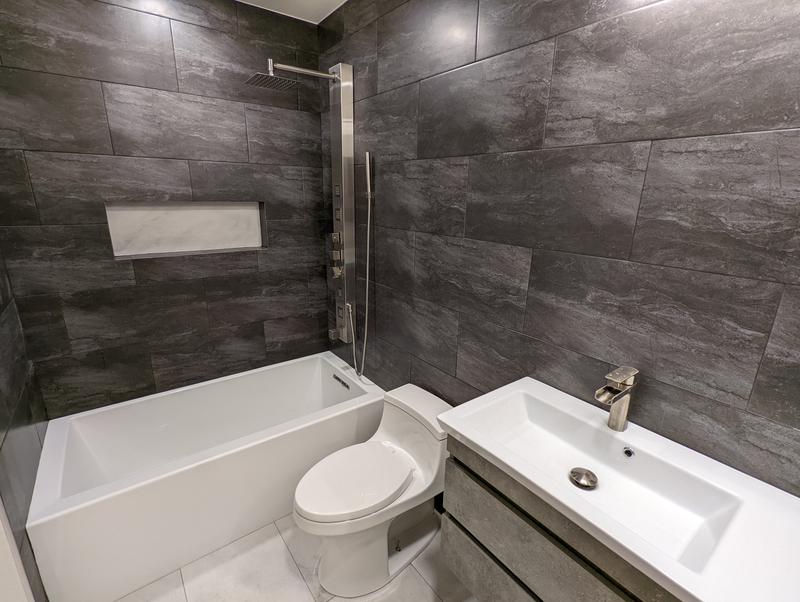 60 Alcove Bathtub Skirted Tub With Tile Flange, 55 OFF