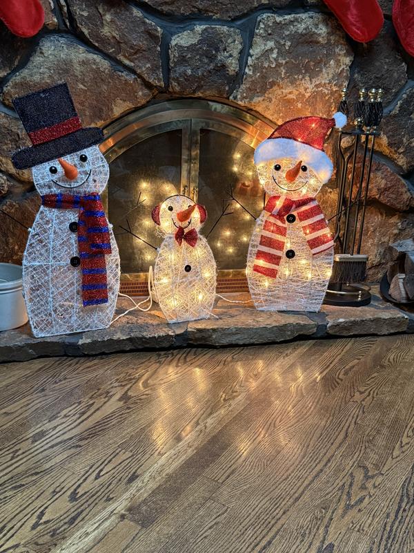 撮影小物　スタジオ　写真撮影　スノーマン扉 Crosslight Wireframe Snowmen Family Outdoor Decor 3-pk.