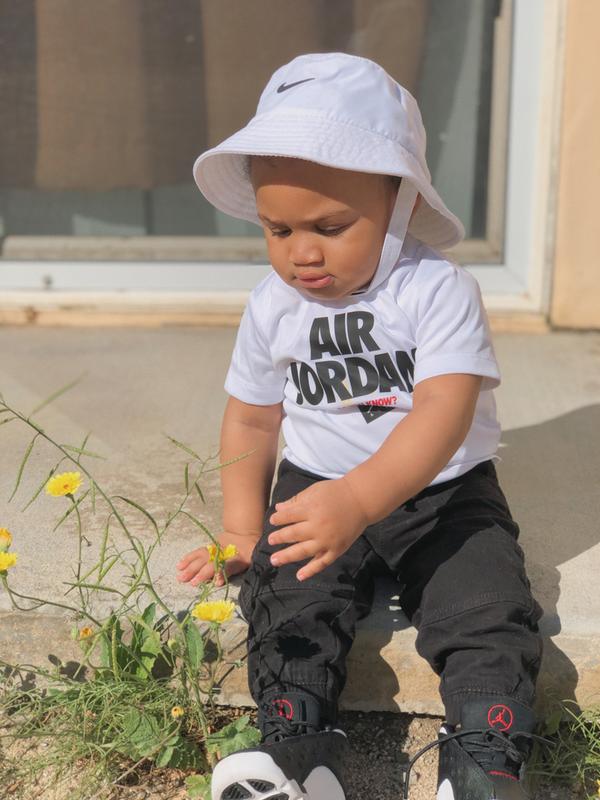 babies wearing nike