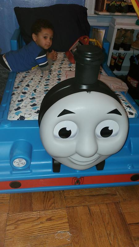 step2 thomas the tank engine bed