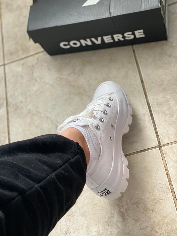 converse lugged low top white