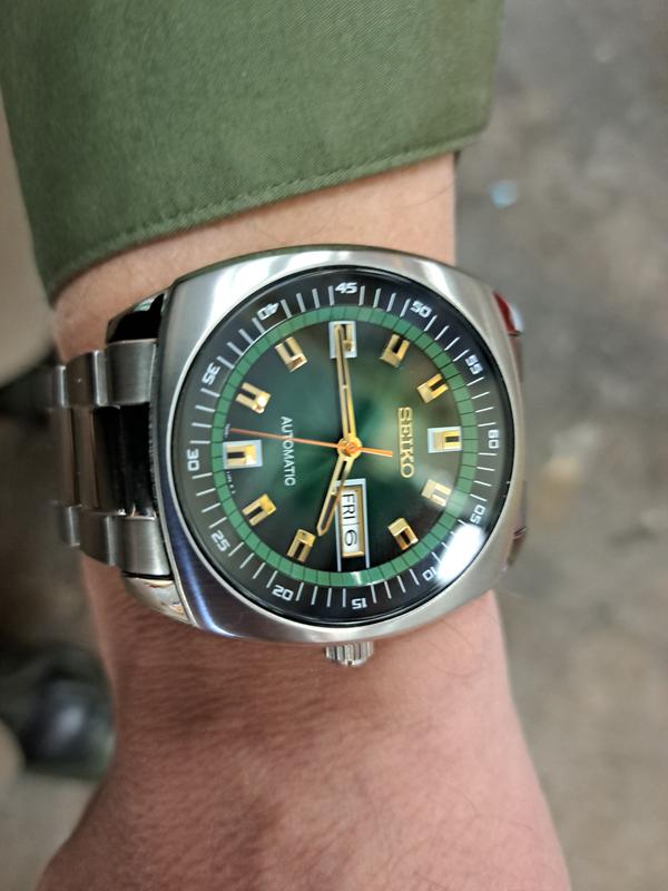 Seiko Men's Stainless Steel Automatic Watch - SNKM97