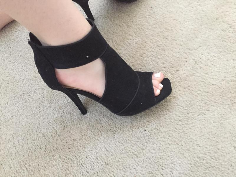 lc lauren conrad muffin women's heel sandals