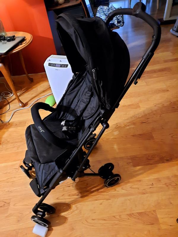 Kolcraft Contour Itsy Stroller in Black