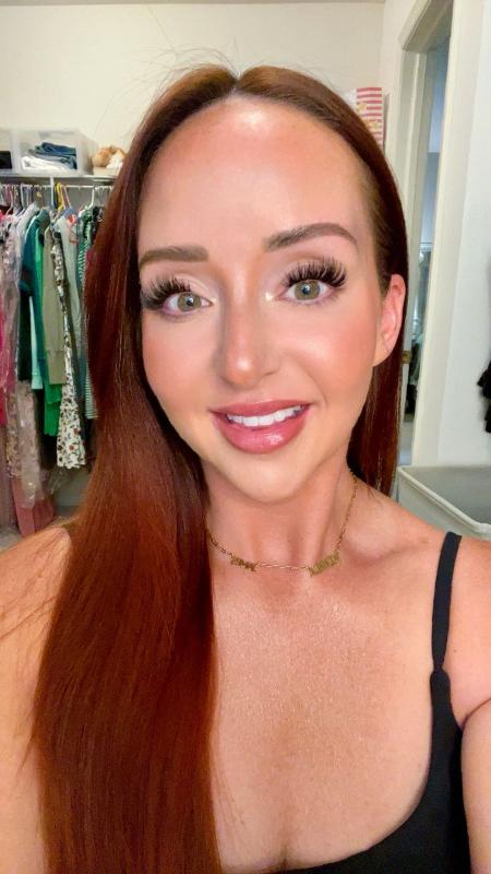 Customer photo for "Incredible lip liner"