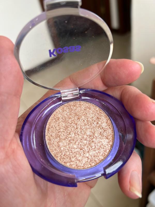 Customer photo for "Shouldn’t be a highlighter but an eyeshadow ."