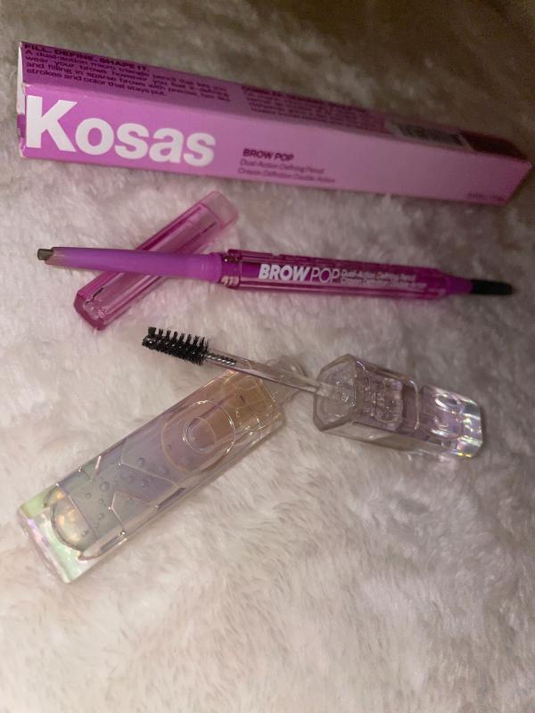 Customer photo for "BEST BROW POP PENCIL EVER!!"