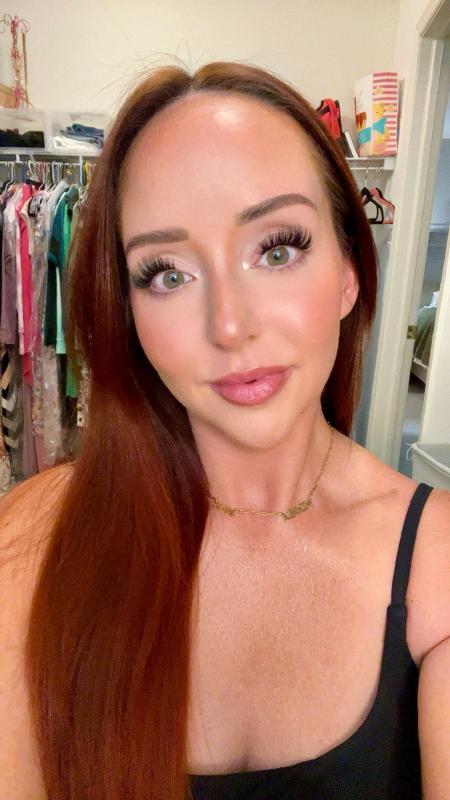 Customer photo for "Incredible lip liner"