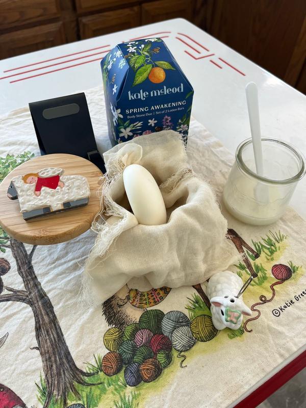 Review Thumbnail Image 0 385356791