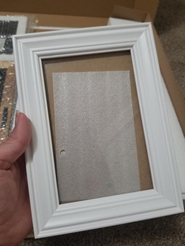 Kate and Laurel White Wood Picture Frame (4-in x 6-in) in the Picture  Frames department at