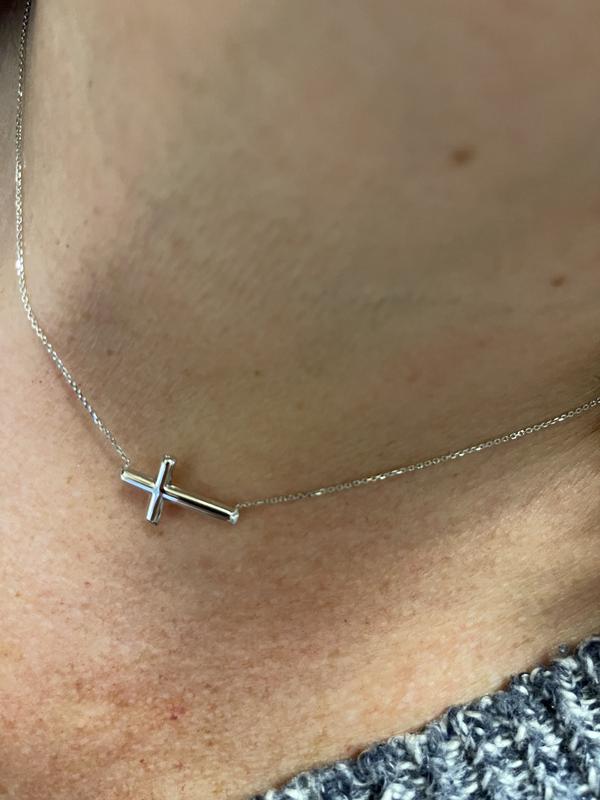 Kays sideways on sale cross necklace