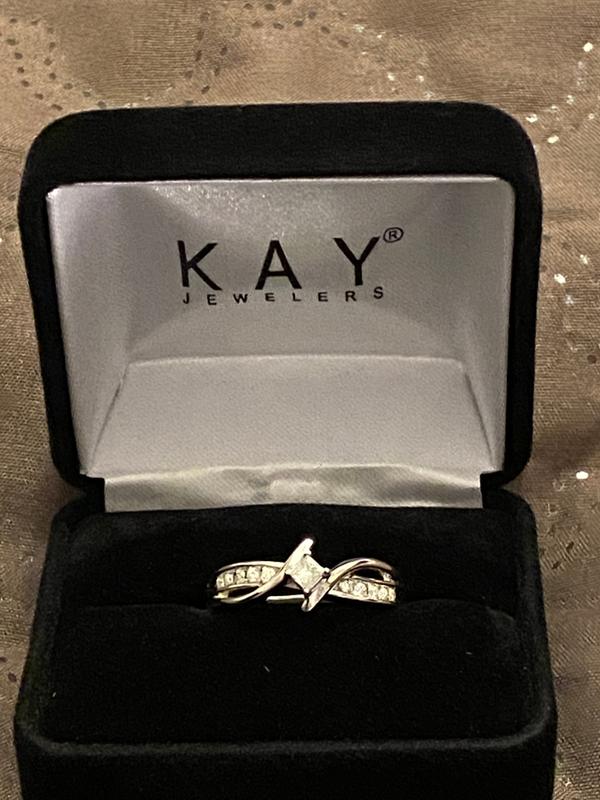 Diamond Promise Ring 1/4 ct tw Princess-cut 10K White Gold | Kay