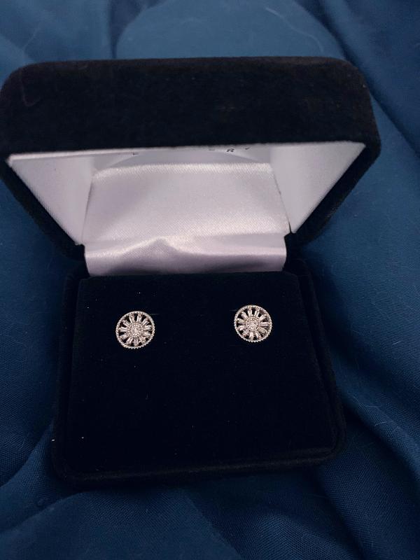 EMMY EARRINGS RHODIUM
