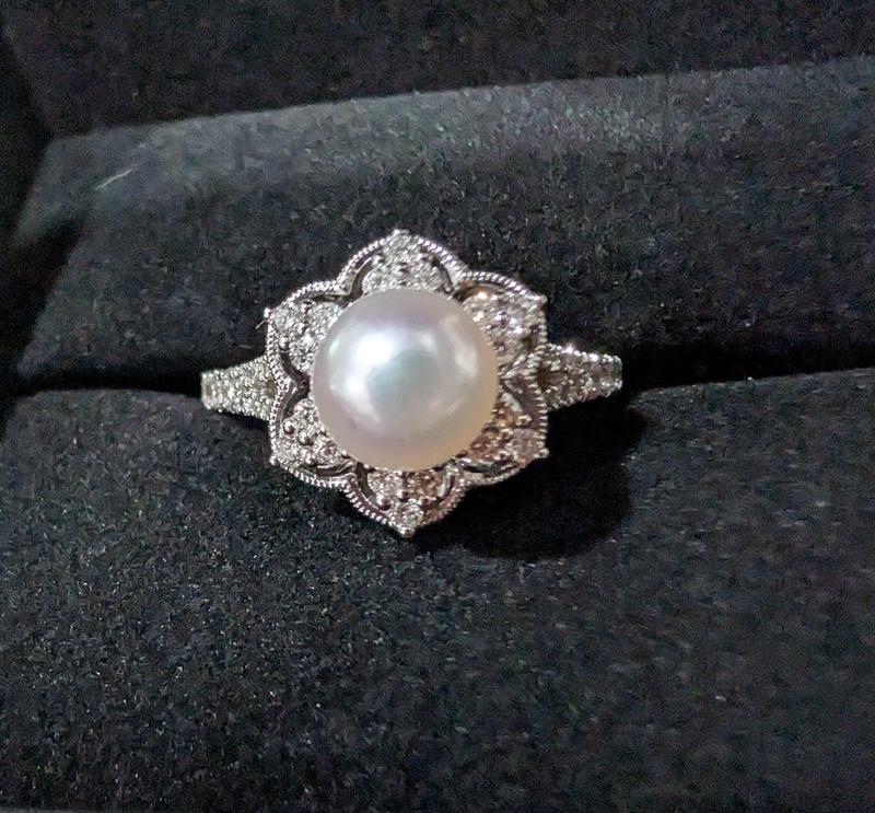 kii♡　AKTE Neil Lane Cultured Akoya Pearl & Diamond Flower Engagement Ring 1