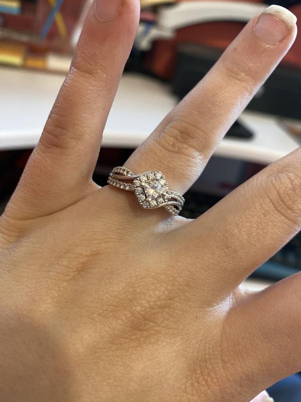 Ct Tw Leo Diamond Ring Leo First Light Diamond Princess Cut THE