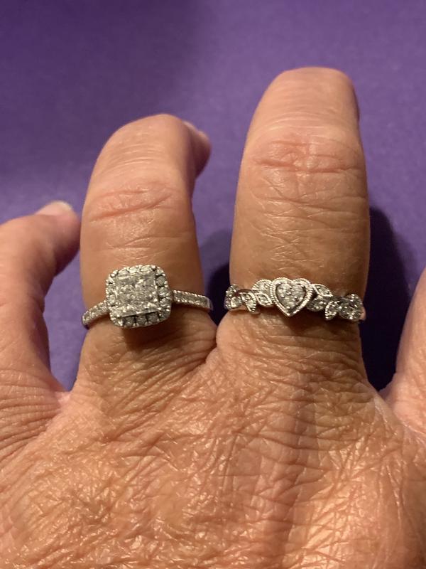 Multi-Diamond Engagement Ring 1 ct tw Princess-Cut 14K White Gold