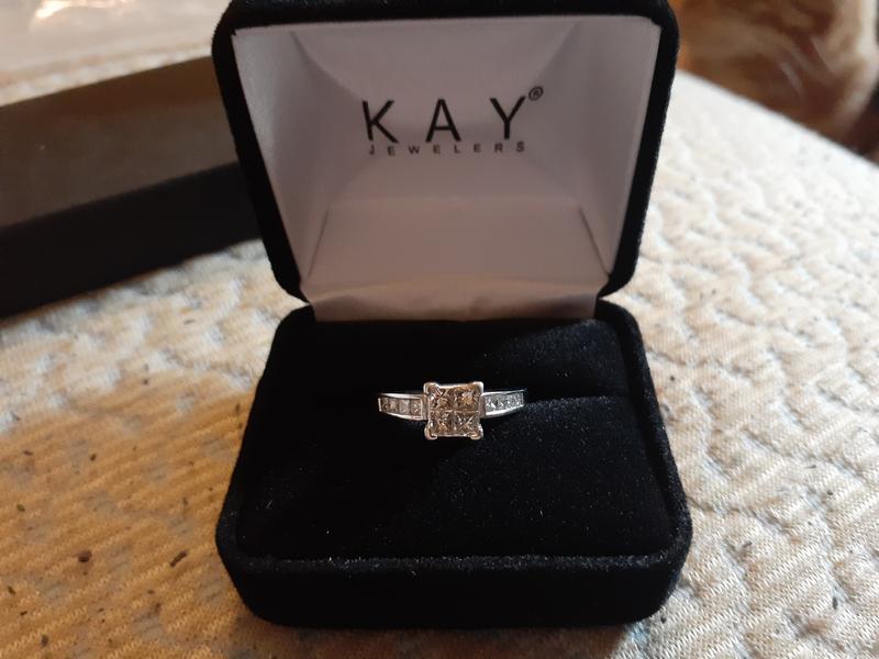 Previously Owned Ring 7/8 ct tw Diamonds 14K White Gold | Kay Outlet