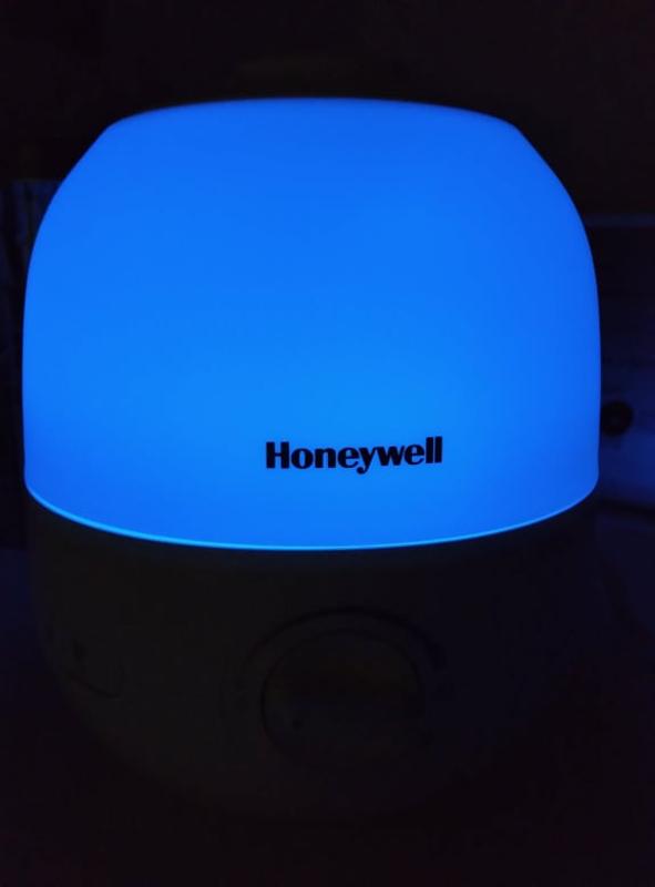 Honeywell Ultra Glow Light Changing Humidifier + Diffuser - HUL530