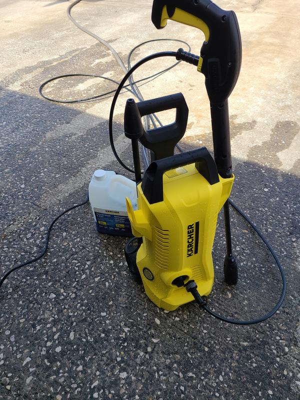 Karcher 2000 PSI 1.45-Gallons Cold Water Electric Pressure Washer in the Pressure  Washers department at
