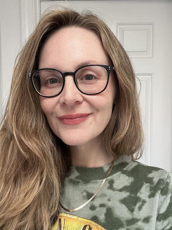 Love the Dewey Bar on my lips and cheeks!