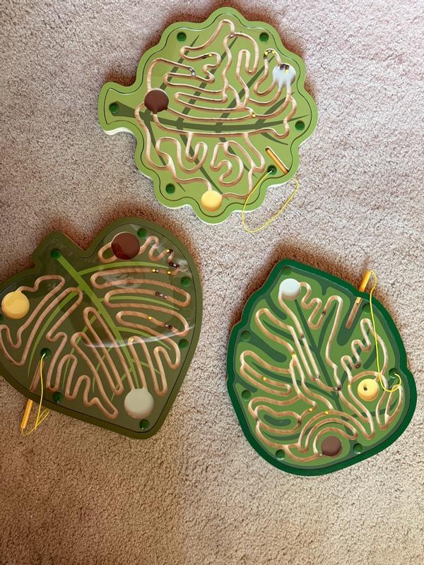 Magnetic Leaf With Remote