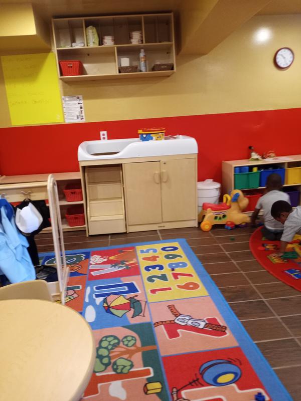 Daycare hotsell changing station