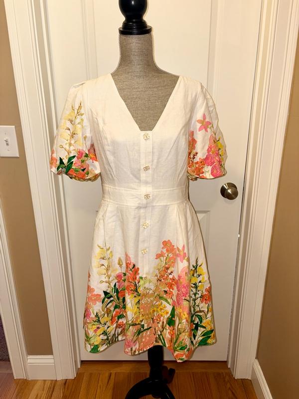 Customer carousel item 15.