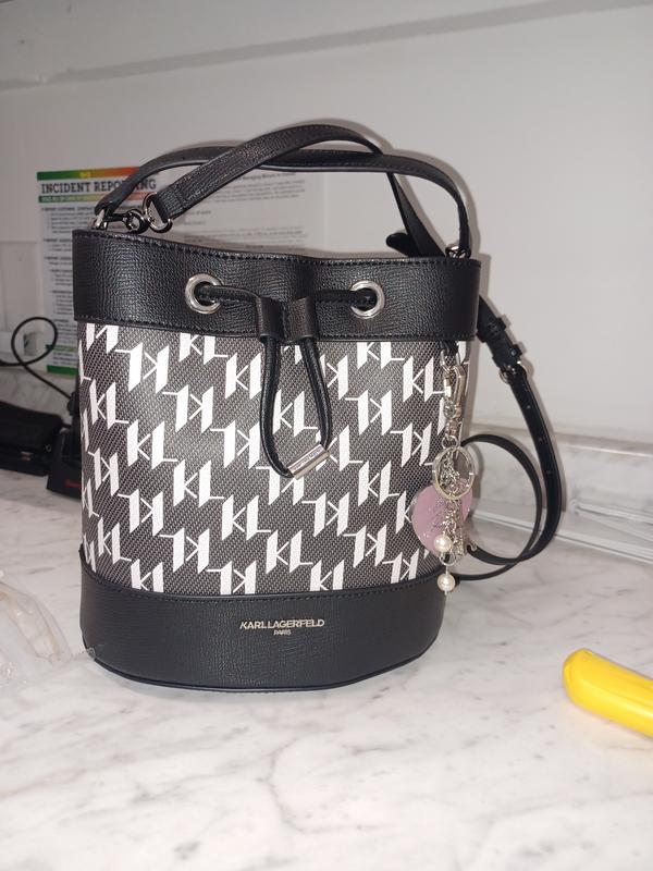 Customer carousel item 8.