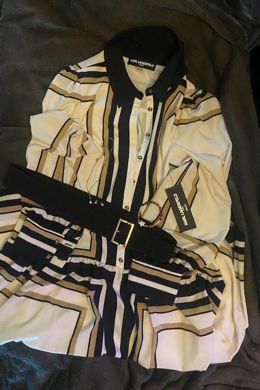 Customer carousel item 5.