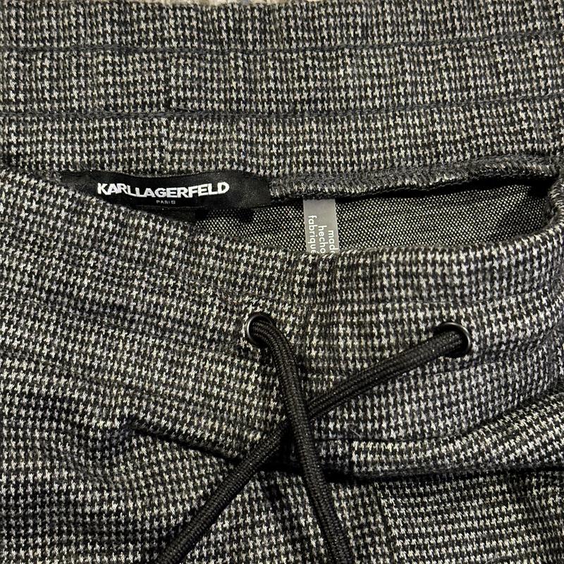 Padded yet secure waistline