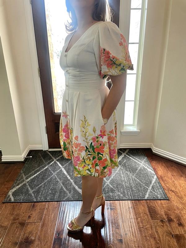 Customer carousel item 6.