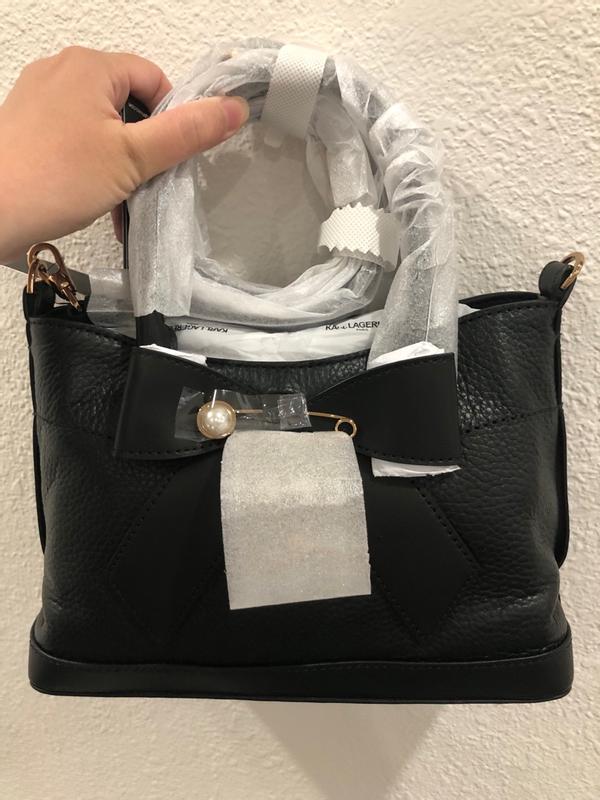 Review Thumbnail Image 1 373393355