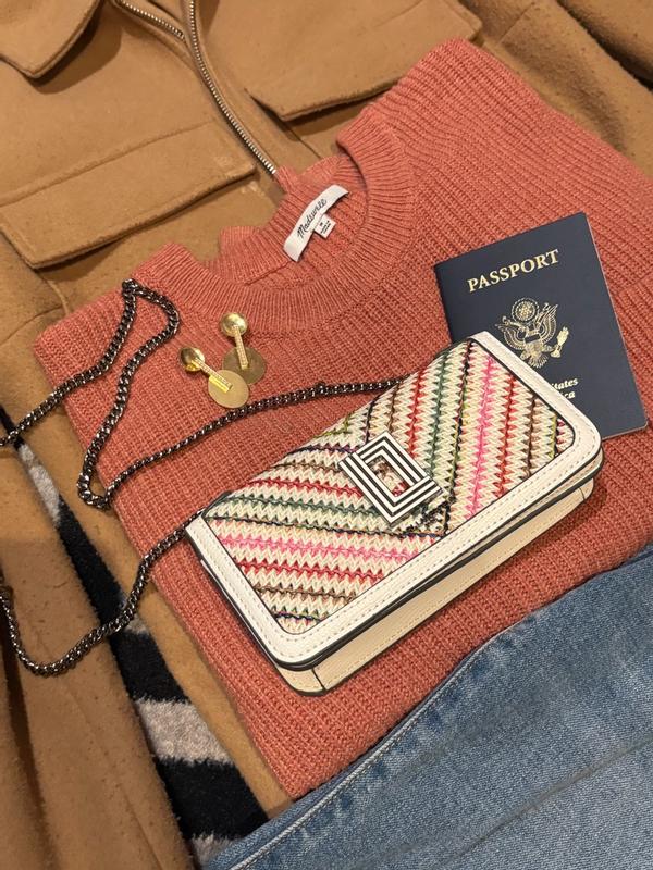 Review Thumbnail Image 0 384653719