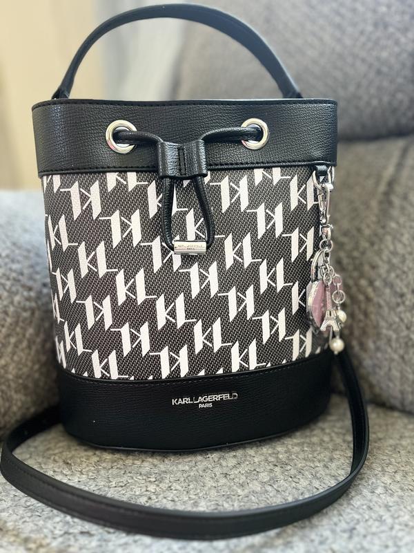 Customer carousel item 12.