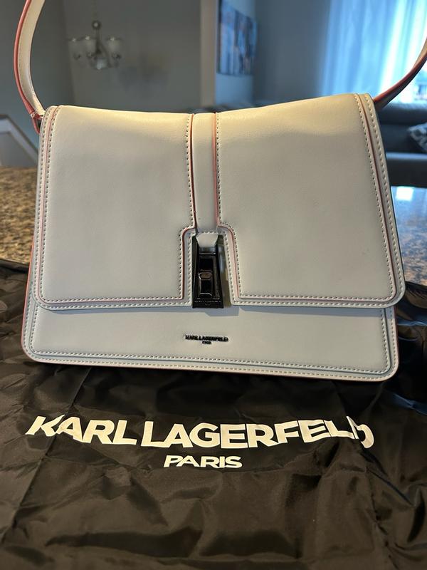 Customer carousel item 1.