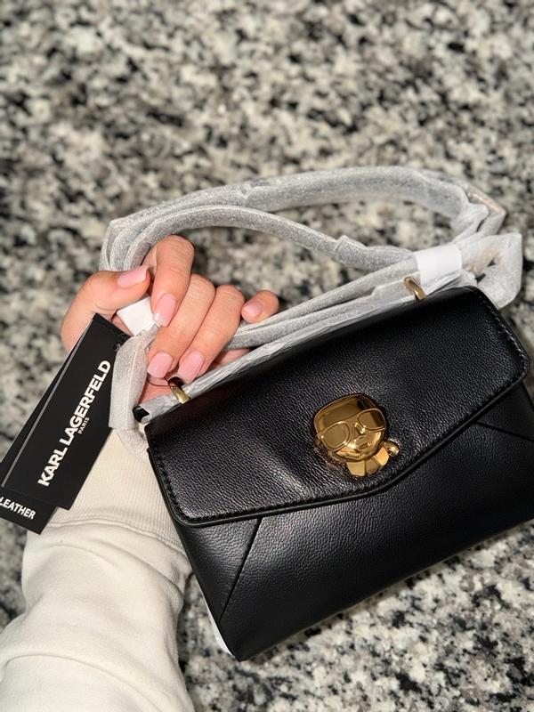 Review Thumbnail Image 0 381278960