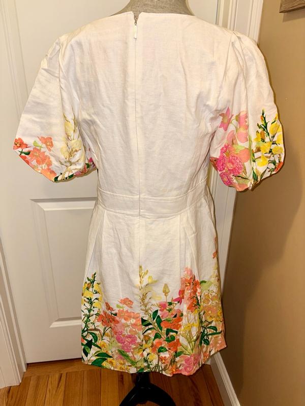 Customer carousel item 14.