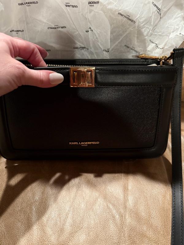 Customer photo for "Beautiful black leather."