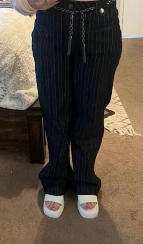 Customer photo for "Very comfortable and elegant."