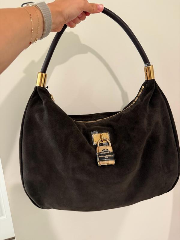 Customer photo for "The perfect dump everything bag!!"