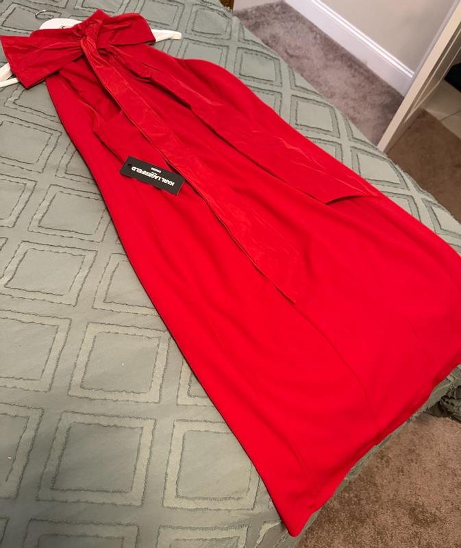 Customer carousel item 1.