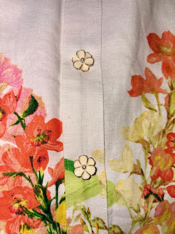 Customer carousel item 13.