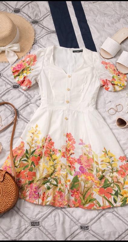 Customer carousel item 11.