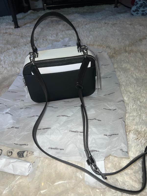 Customer photo for "Very high quality purse!"