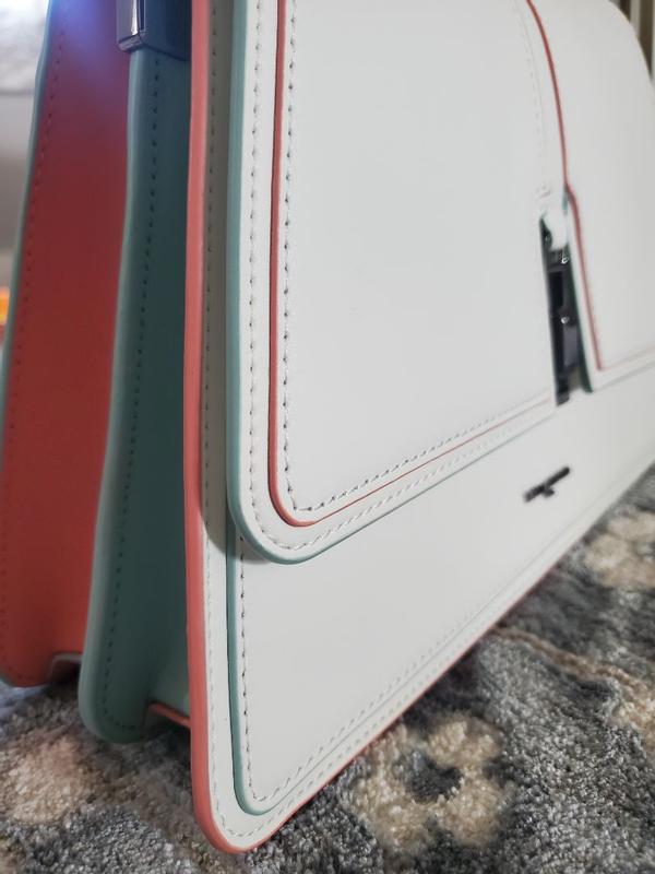 Customer carousel item 6.